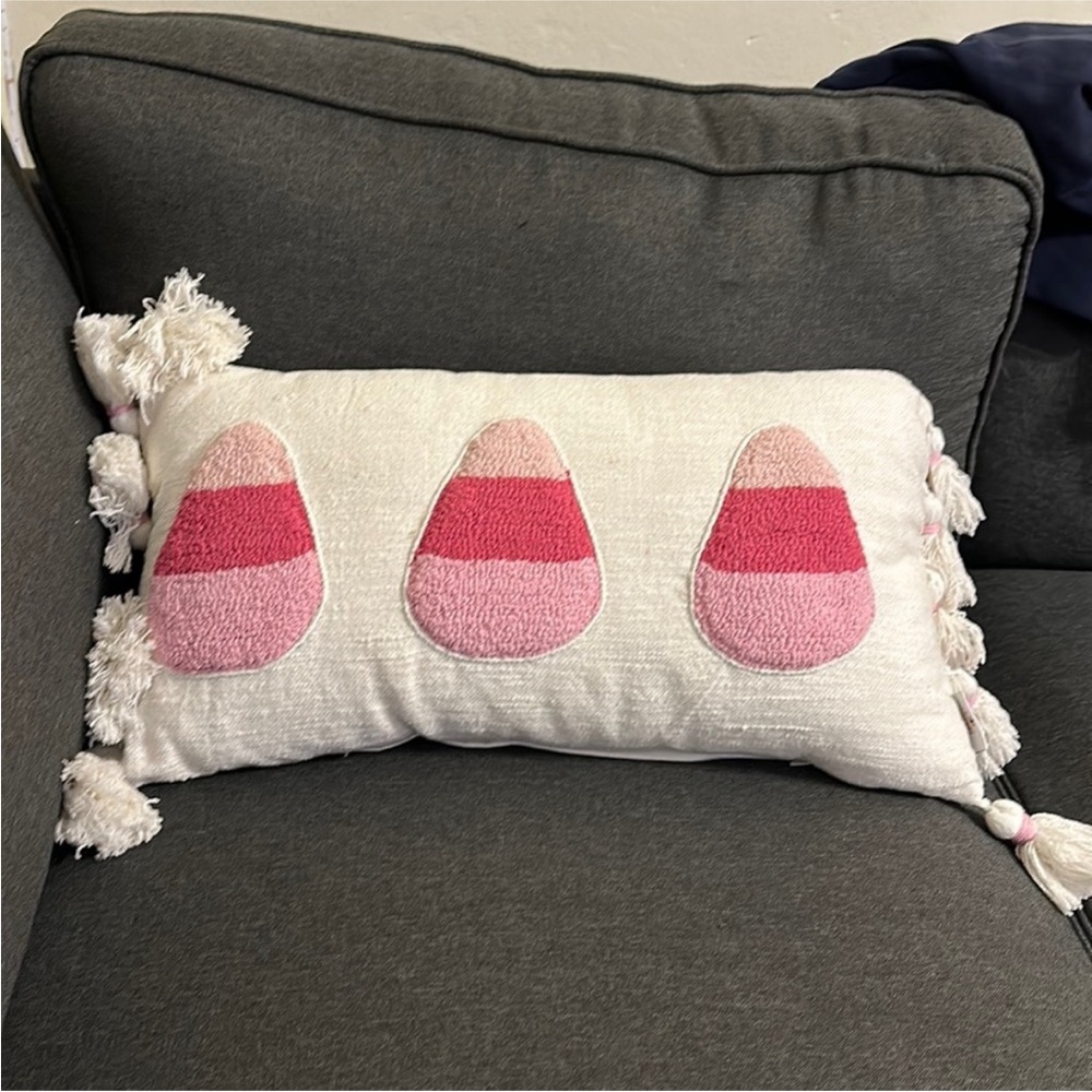 Sweet Street pink trio candy corn pillow nwt viral